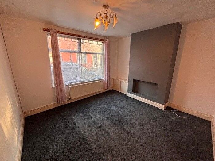 3 Bedroom Terraced House To Rent In Hawkhurst Road, Preston, PR1