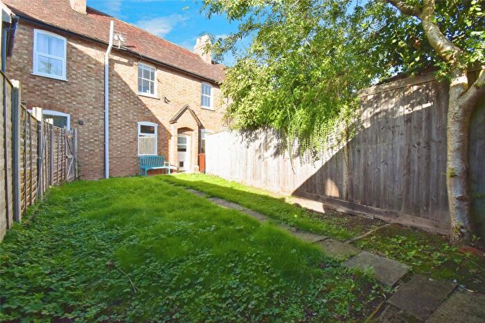 2 Bedroom Terraced House For Sale In Vicarage Road, Winslow, MK18