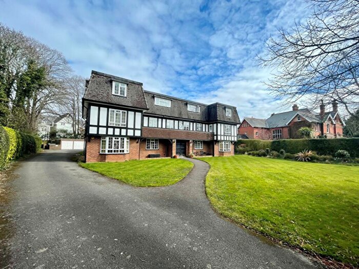 2 Bedroom Apartment To Rent In Tudor Court, Cavendish Place, BH1