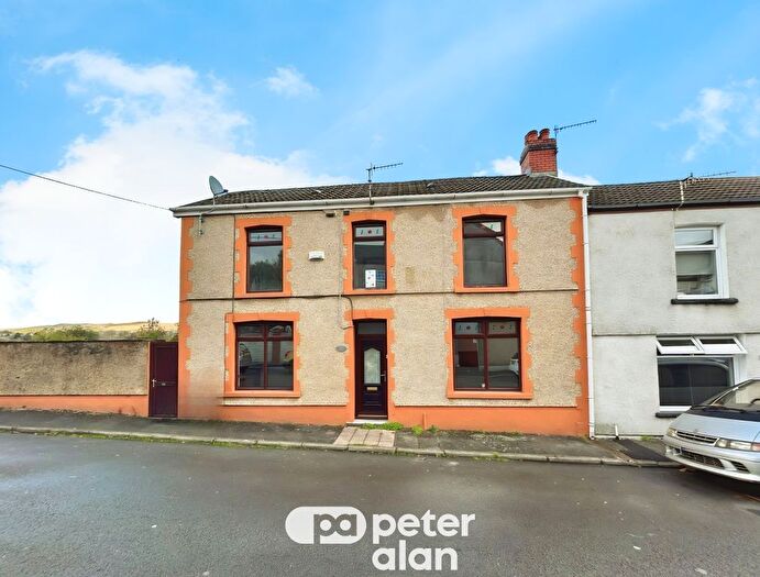 4 Bedroom Semi-Detached House To Rent In Fairview Terrace, Pontlottyn, Bargoed, CF81