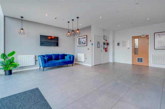 1 Bedroom Flat To Rent In Jesse Hartley Way, Liverpool, L3