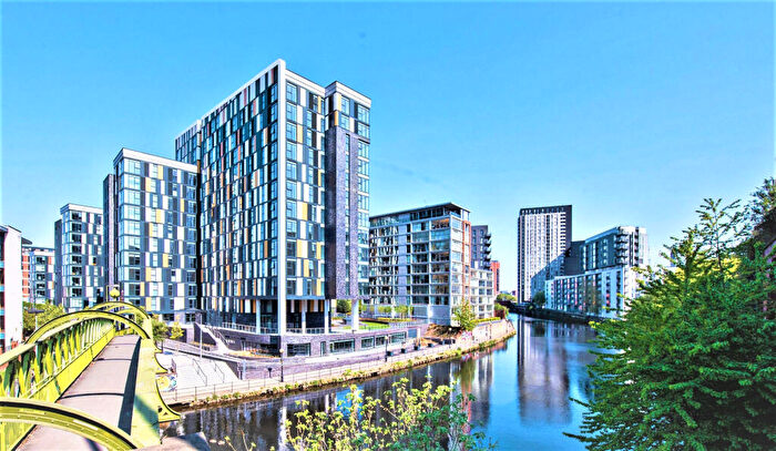 2 Bedroom Apartment To Rent In Woden Street, Salford, Lancashire, M5