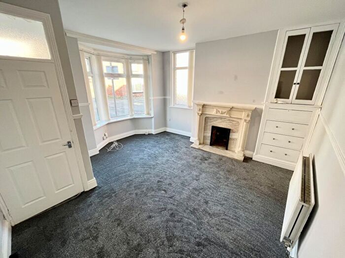 2 Bedroom Terraced House To Rent In Lewes Road / Eastbourne - Darlington, DL1