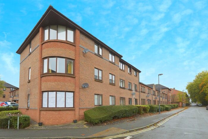 2 Bedroom Flat For Sale In Etruria Gardens, Derby, DE1
