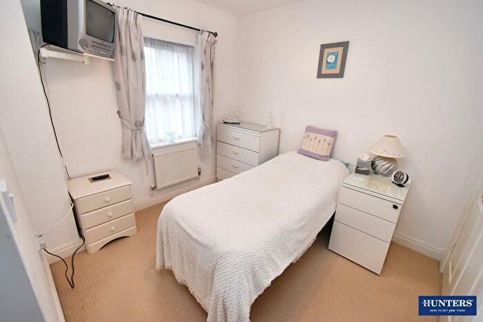 3 Bedroom End Of Terrace House For Sale In Newgate End, Wigston, LE18