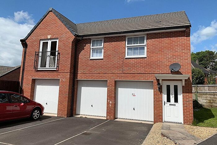2 Bedroom Coach House For Sale In Wincanton, Somerset, BA9