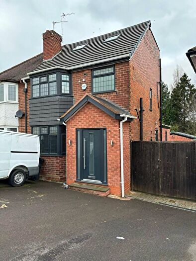 5 Bedroom Semi-Detached House To Rent In Willow Avenue, Birmingham, B17