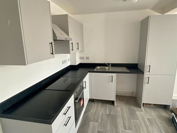 2 Bedroom Apartment To Rent In Carlton Apartments, Goole, DN14