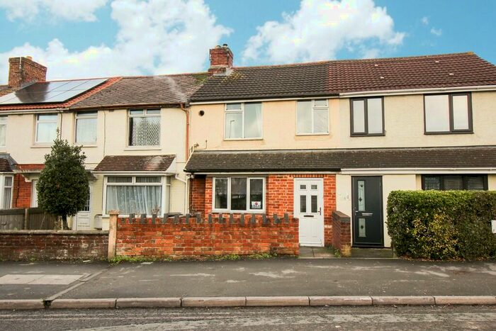 3 Bedroom Terraced House To Rent In Rodbourne Road, Rodbourne Cheney, Swindon, SN2