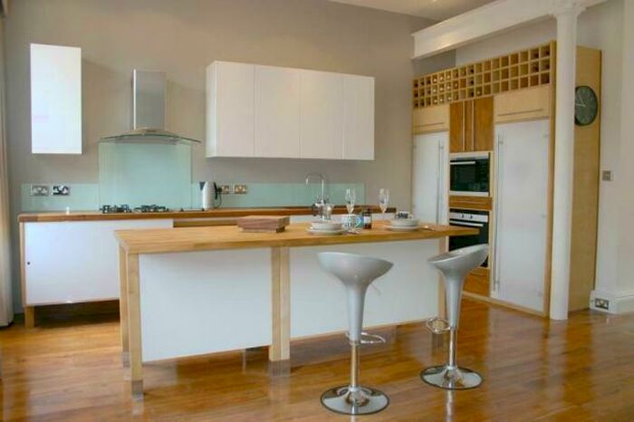 3 Bedroom Apartment To Rent In The Mills Building, The Lace Market, NG1