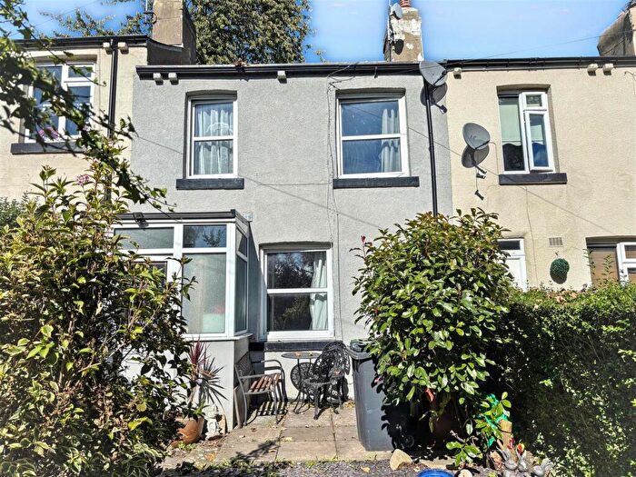 3 Bedroom Terraced House For Sale In Playground, Leeds, LS12