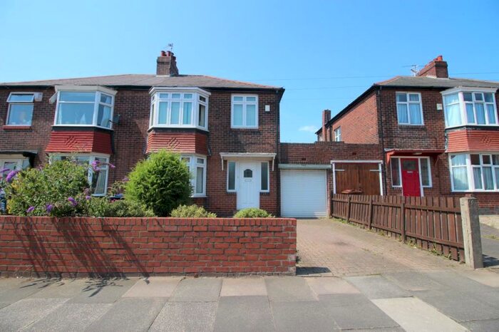 3 Bedroom Semi-Detached House To Rent In Benton Road, High Heaton, Newcastle Upon Tyne, NE7