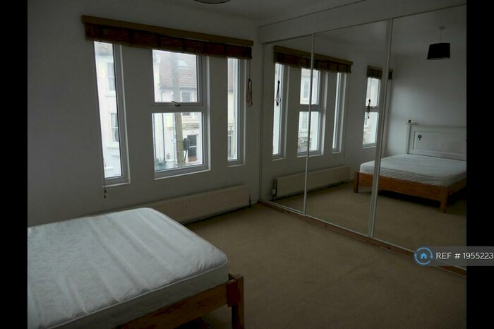 4 Bedroom Terraced House To Rent In Stanley Road, Brighton, BN1