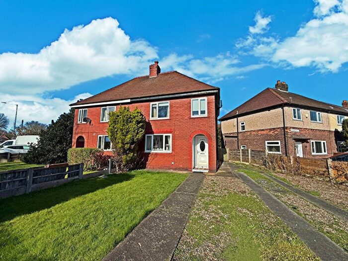3 Bedroom Semi Detached House For Sale In Astley Street, Tyldesley, M29