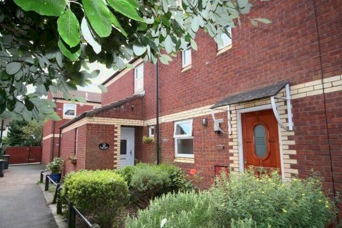 2 Bedroom Terraced House To Rent In Home Ground, Bristol, BS9