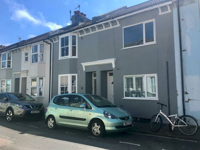 5 Bedroom Semi-Detached House To Rent In St Mary Magdalene Street, Brighton, BN2