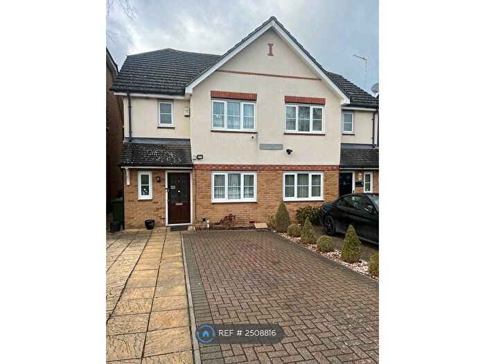 3 Bedroom Semi-Detached House To Rent In Portland Terrace, Edgware, HA8