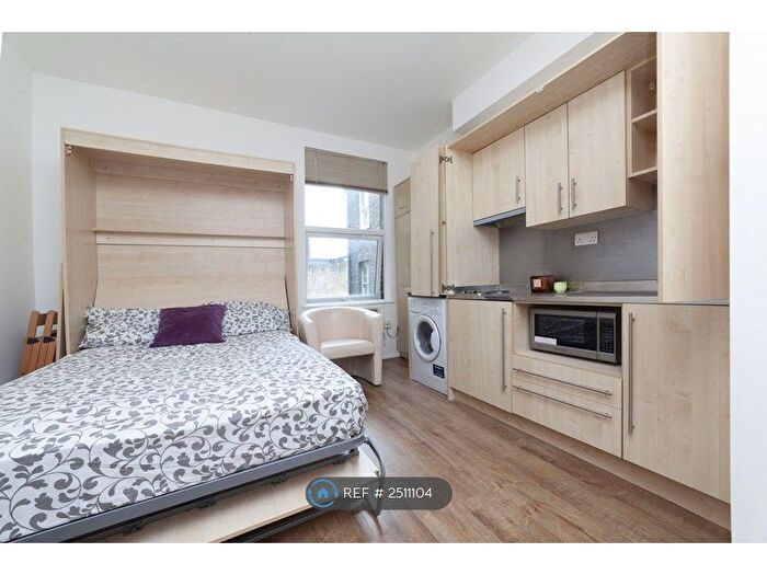 Studio To Rent In Rufford Street, London, N1