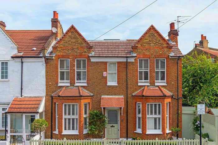 4 Bedroom End Of Terrace House To Rent In Cheriton Square, London, SW17