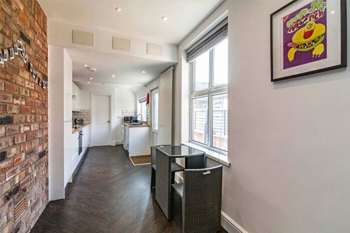 5 Bedroom Terraced House To Rent In Scorer Street, Lincoln, LN5