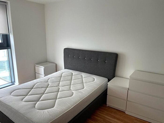 2 Bedroom Flat To Rent In Manchester Waters, Pomona Strand, Old Trafford, M16