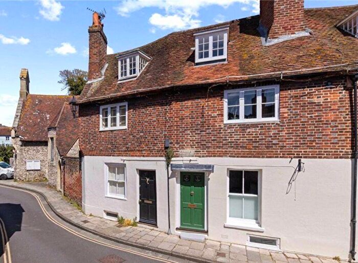 2 Bedroom Terraced House To Rent In West Pallant, Chichester, PO19