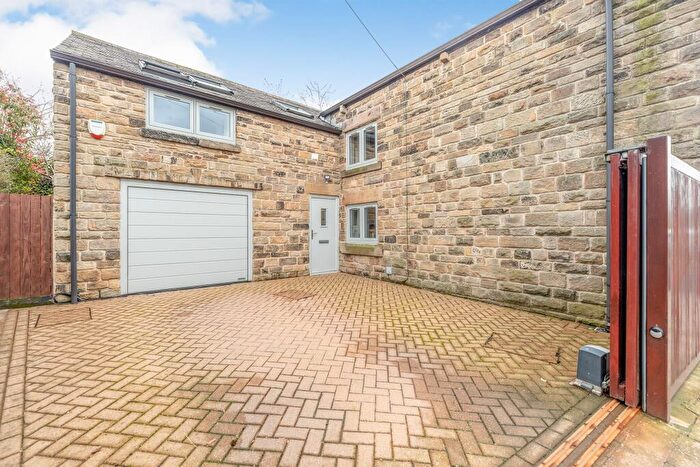 4 Bedroom Detached House For Sale In High Street, Billingley, Barnsley, S72