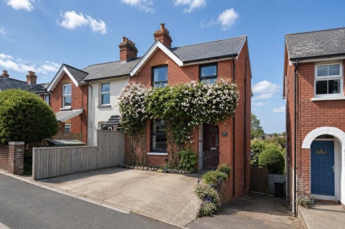 4 Bedroom Semi-Detached House For Sale In Large Rear Garden * Shanklin, PO37