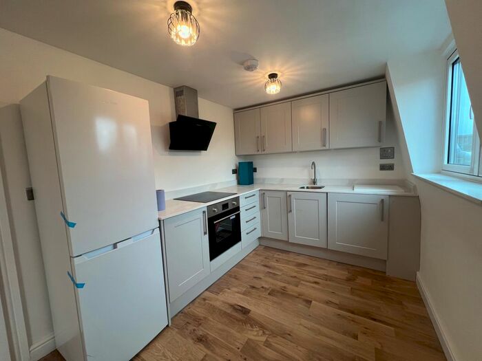 2 Bedroom Flat To Rent In Bohemia Place, Mare Street, London, E8