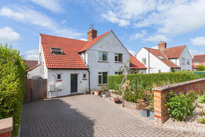 3 Bedroom Semi Detached House For Sale In Heyford Hill Lane, Sandford On Thames, OX4