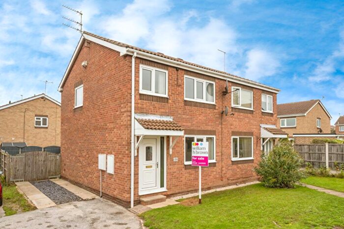 3 Bedroom Semi-Detached House For Sale In Hund Oak Drive, Hatfield, Doncaster, DN7