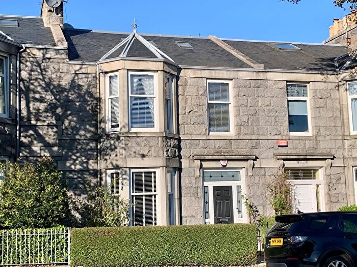3 Bedroom Terraced House To Rent In Midstocket Road, Aberdeen, AB15