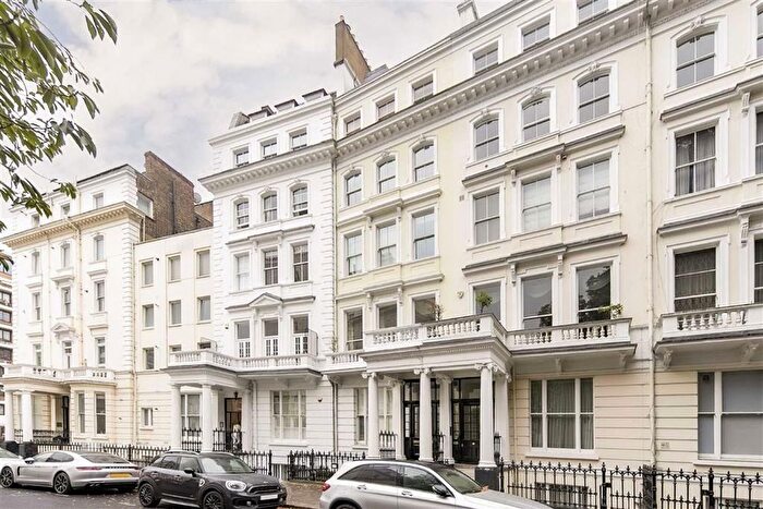 2 Bedroom Flat To Rent In Cornwall Gardens, London, SW7