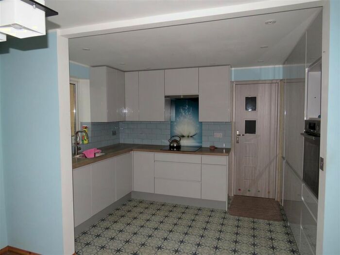 3 Bedroom Semi-Detached House To Rent In Reynoldstown Road, Bromford Bridge, Birmingham, B36