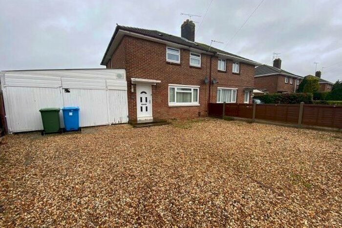 3 Bedroom Property To Rent In Cavan Crescent, Poole, BH17