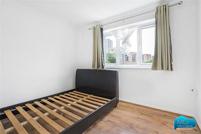 2 Bedroom Apartment To Rent In Raven Close, London, NW9
