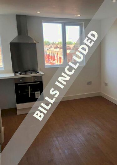 1 Bedroom Flat To Rent In South Road, Waterloo, Liverpool, L22