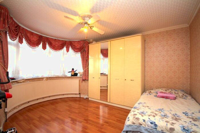 1 Bedroom Terraced House To Rent In Exeter Road, Rayners Lane, HA2