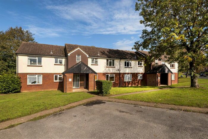 1 Bedroom Flat To Rent In Shakespeare Road, Tonbridge, TN9