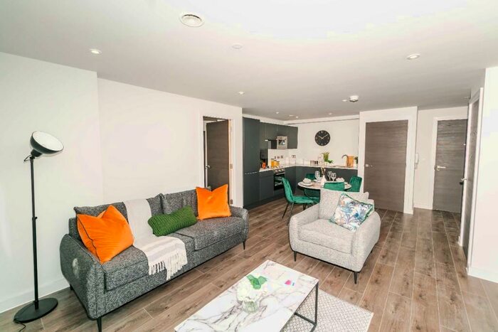 2 Bedroom Apartment To Rent In The Summit Parliament St -, L8