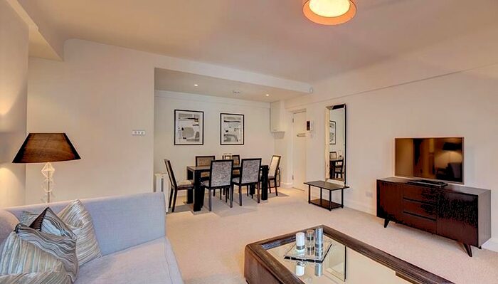 2 Bedroom Flat To Rent In Pelham Court, Fulham Road, SW3