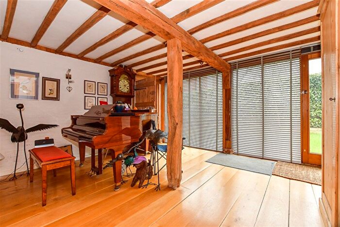 3 Bedroom Detached House For Sale In Station Road, Rotherfield, Crowborough, East Sussex, TN6