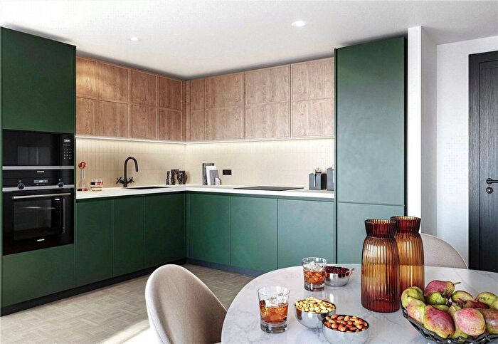 1 Bedroom Flat For Sale In One Clapham Junction, Burridge Gardens, Clapham Junction, London, SW11