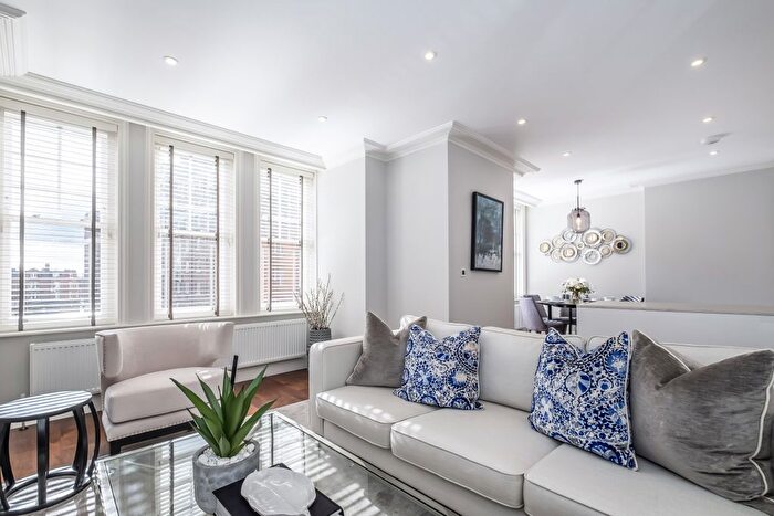 3 Bedroom Flat To Rent In King Street, London, W6