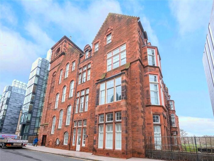 2 Bedroom Flat To Rent In Simpson Loan, Central, Edinburgh, EH3