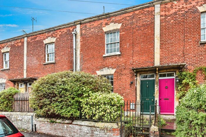 3 Bedroom Terraced House For Sale In Church Street, Westbury, BA13