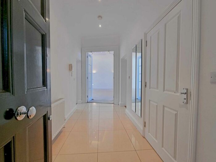 3 Bedroom Apartment To Rent In Museum Street, Ipswich, IP1