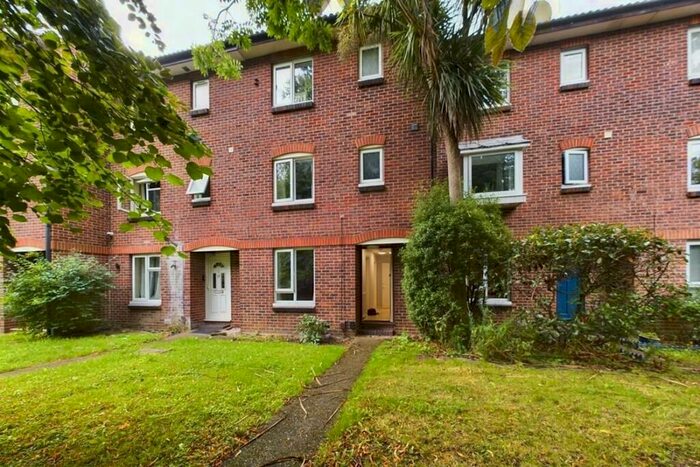 5 Bedroom Town House To Rent In Ranelagh Gardens, Southampton, SO15