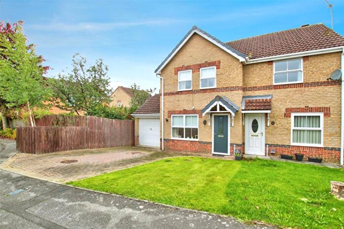 3 Bedroom Semi-Detached House For Sale In Mayfield Walk, St. Helen Auckland, Bishop Auckland, DL14