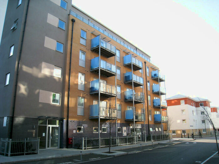 1 Bedroom Apartment To Rent In Merchant Street, London, E3